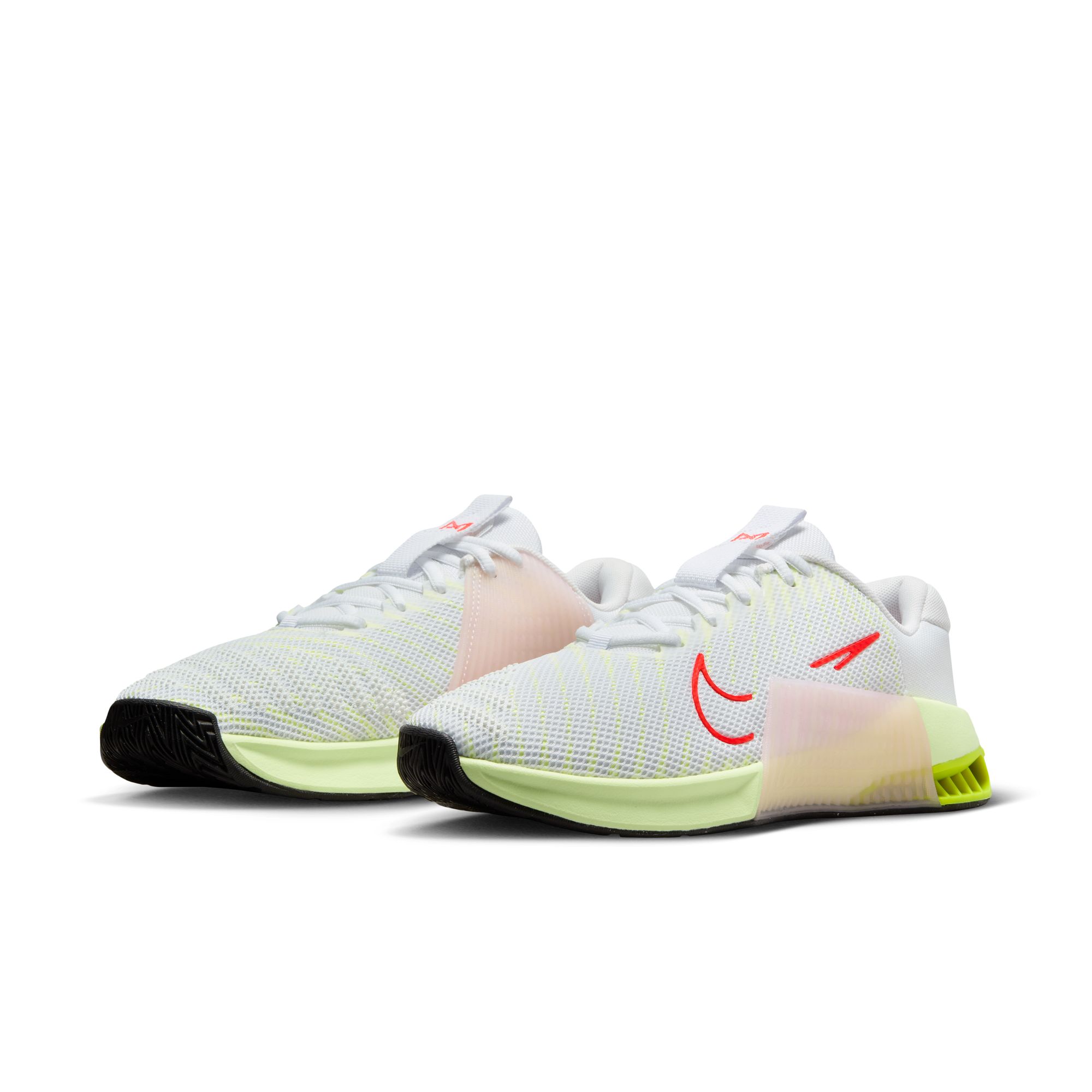 Nike metcon white and pink deals